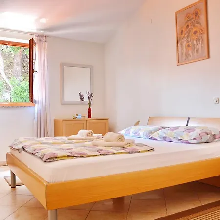 Kister Apartman Petrcane