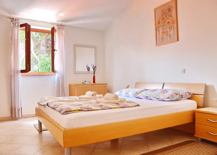 Kister Apartman Petrcane